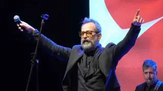 Zeytin Hasat Festivali’nde Feridun Düzağaç sahne aldı