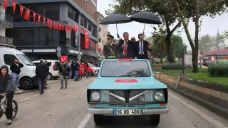 Cumhuriyetin en güzel korteji Gürsu’da