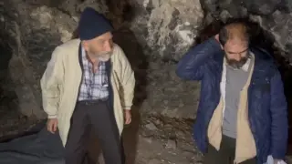 Mağarada yaşayan adamın hikâyesi mutlu sonla bitti;