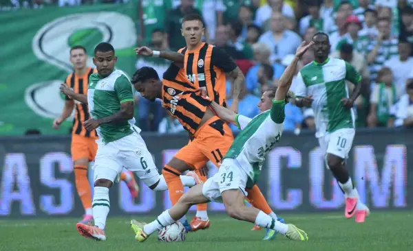 Muhteşem taraftar, harika dostluk: 0-0