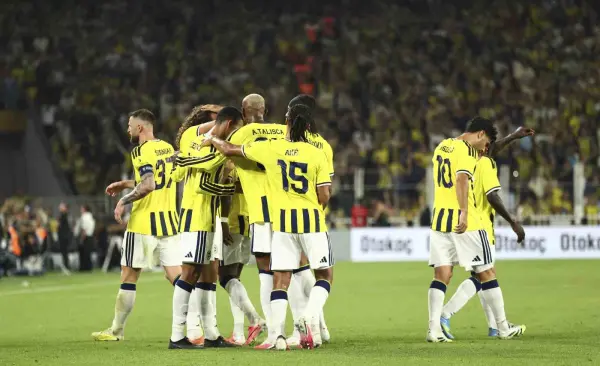 Fenerbahçe tur için avantajı yakaladı