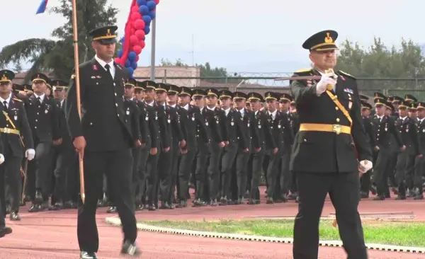 Işıklar Jandarma'da mezuniyet coşkusu