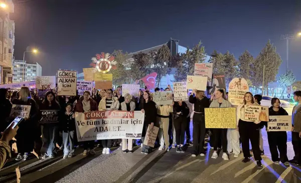 Sevgilisi tarafından öldürülen Gökçe için yürüyüş düzenlendi