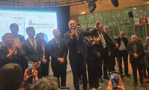 Yeni Parti Bursa’da Nihat Yeşiltaş güven tazeledi