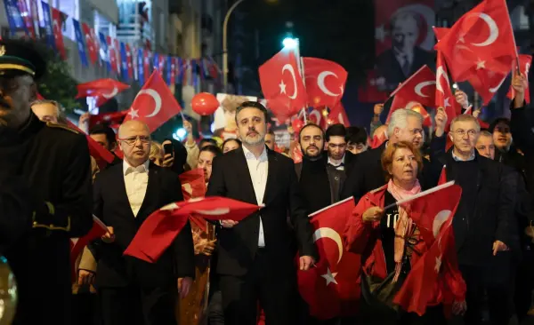 Cumhuriyet ritminde Bursa tek yürek