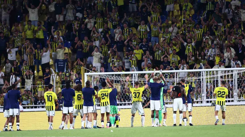 Fenerbahçe, evinde 3 maç sonra kazandı