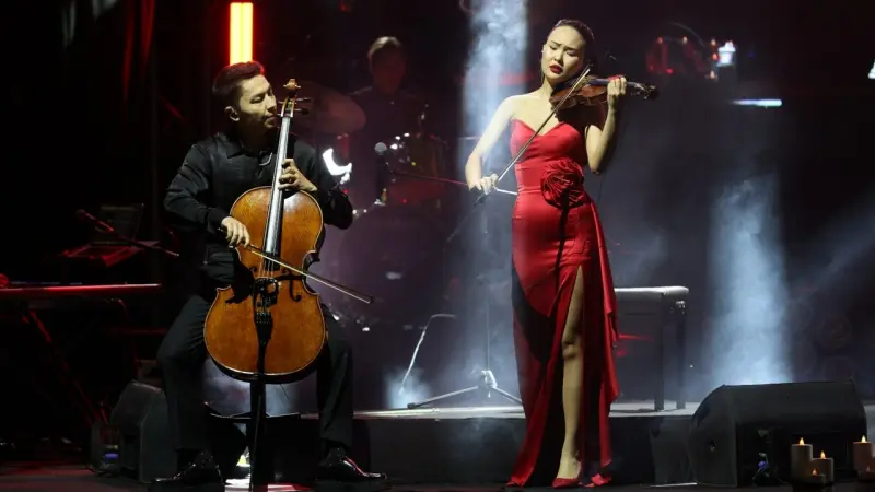 Bagjan Oktyabr'dan Gölyazı’da unutulmaz gece