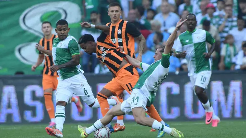 Muhteşem taraftar, harika dostluk: 0-0