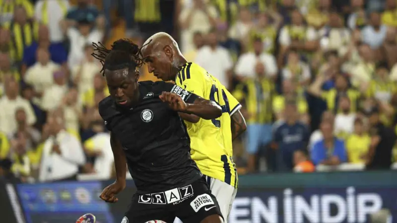 Fenerbahçe'den 2 gollü avantaj: 2-0