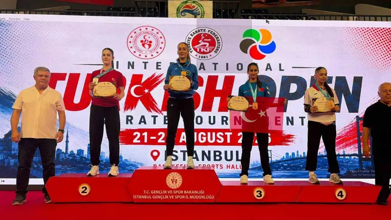 Karateci Naz Kayadere’den altın madalya