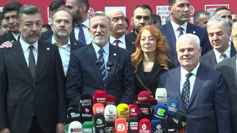 Burkay, Bugün tarihi bir günü yaşıyoruz