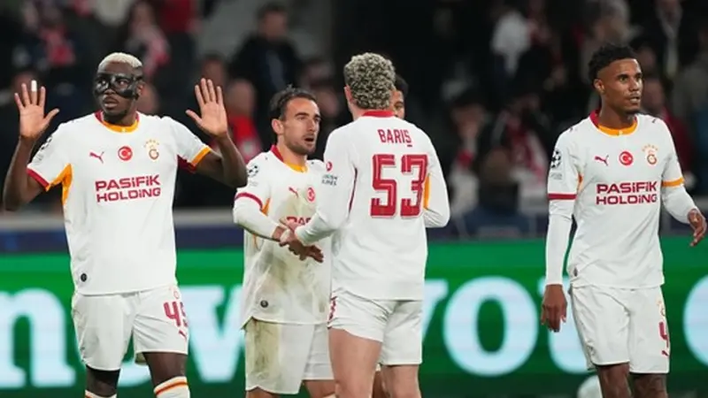 Galatasaray, ilk galibiyetini Fransa’da aldı