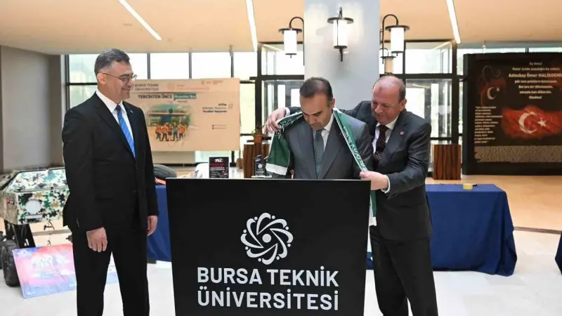 BTSO Başkanı Matlı’dan Bakan Kacır’a Bursaspor atkısı