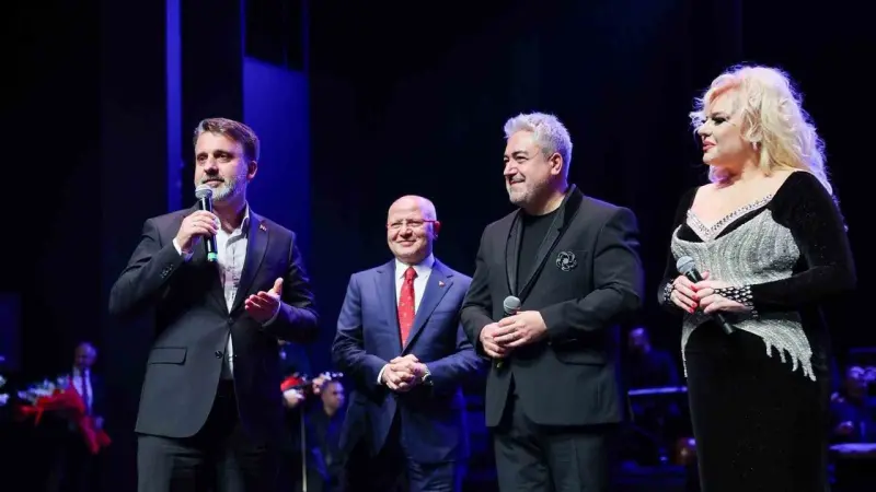 Alaturka’nın Yıldızları’ Bursa’da sahne aldı