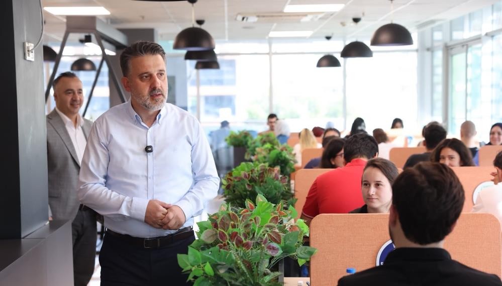 Büyükşehir'den 2 bin 500 adaya KPSS provası
